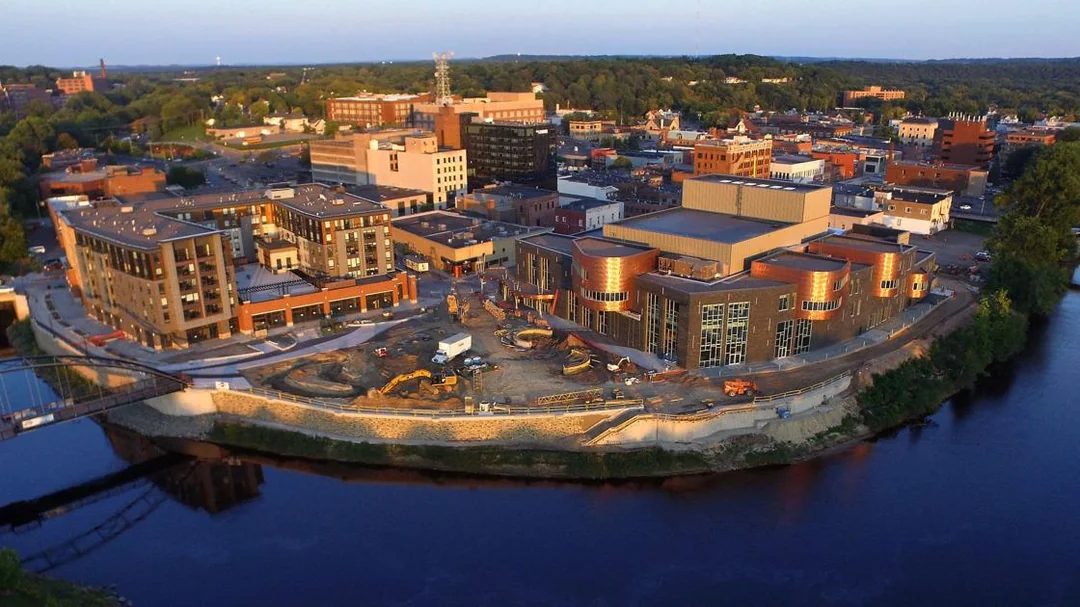Electrical work in Eau Claire, WI
